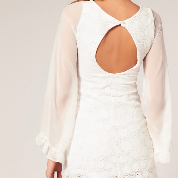 Lace Chiffon Sleeve dress - Picture 2 of 3