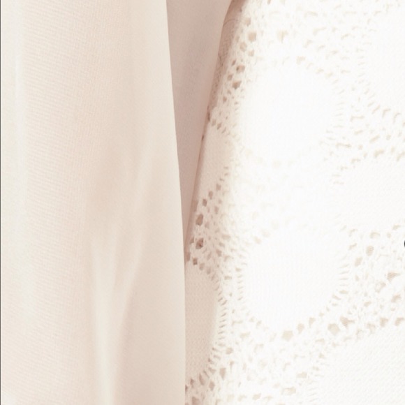 Lace Chiffon Sleeve dress - Picture 3 of 3