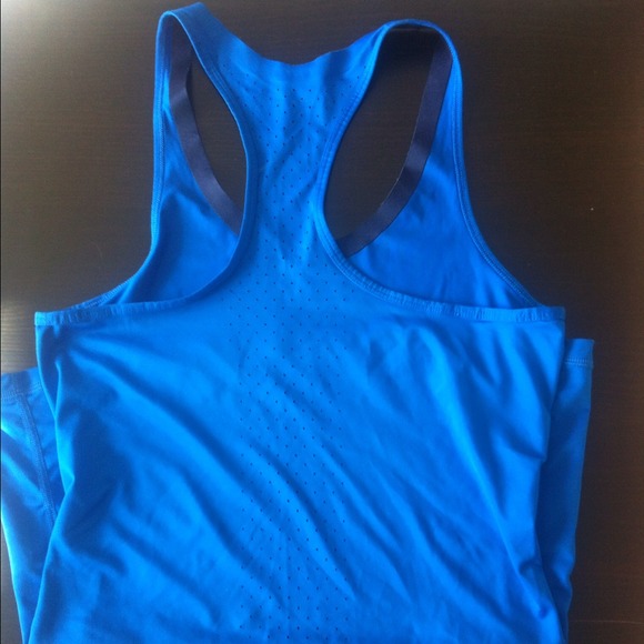 ⬇️REDUCED NikePro Racerback Tank - Picture 3 of 3