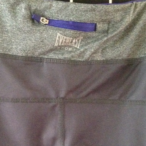 SOLD - Picture 4 of 4