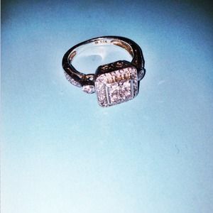 Gorgeous Diamond Ring