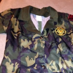 Army chick Halloween costume. Size Large. Adult.