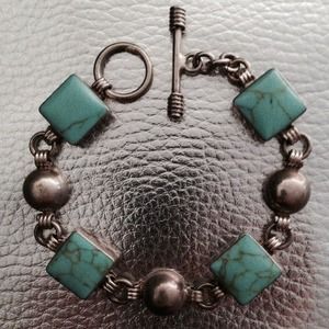 ⬇️Sterling silver turquoise bracelet