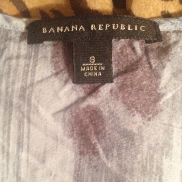 Banana Republic Shirt - Picture 3 of 3