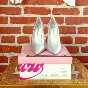 Jeffrey Campbell Shoes - Jeffrey Campbell Hologram Darling Pump Jeffrey Campbell Shoes - Jeffrey Campbell Hologram Darling Pump