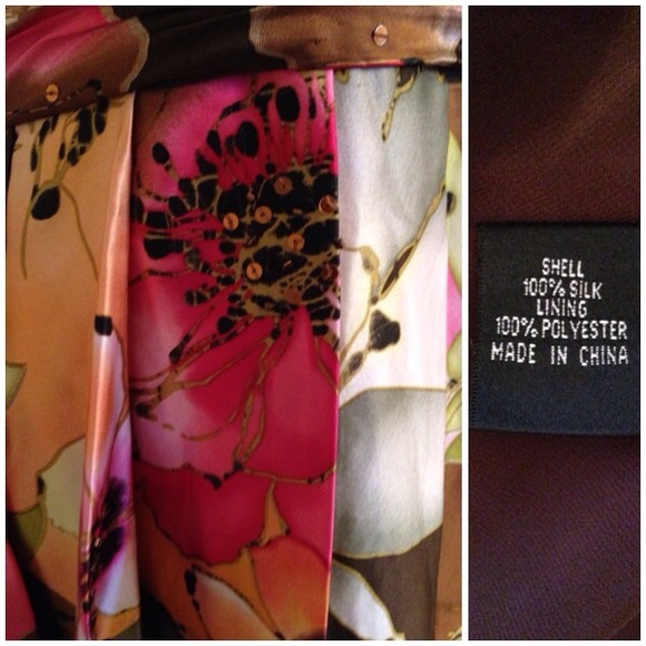 🎀 Floral & Sequin Halter Dress 🐝 - Picture 4 of 4