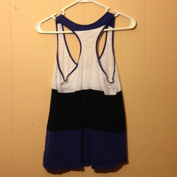 Deb Top - Picture 3 of 3