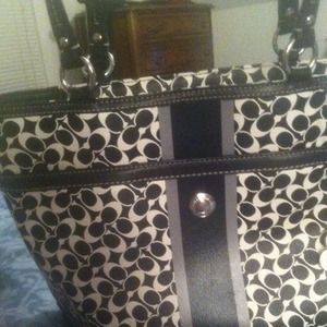 Bundled. 👍Authentic Coach tote
