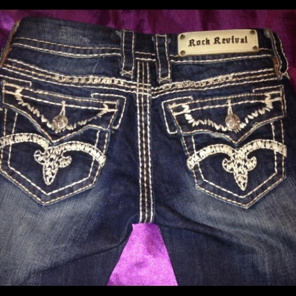 🍭SOLD🍭 Rock Revivals Jenna from BKE NO TRADES - Picture 3 of 4