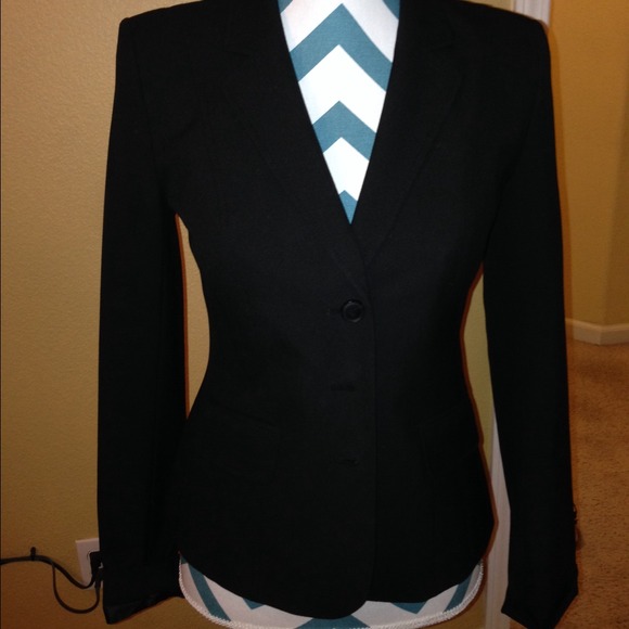Black blazer/jacket - Picture 2 of 4
