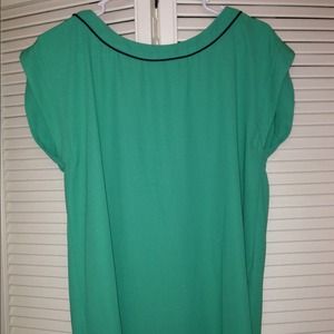 Cute tunic top with open back