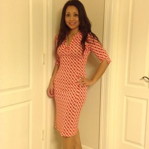 Diane von Furstenberg Dresses - REDUCED DVF silk dress in red & cream links print Diane von Furstenberg Dresses - REDUCED DVF silk dress in red & cream links print