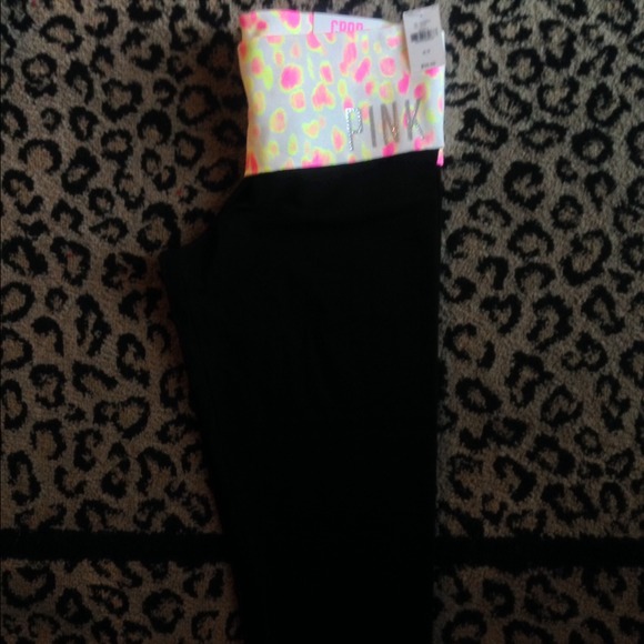 Sold Victorias Secret small NWT yoga crops leopard