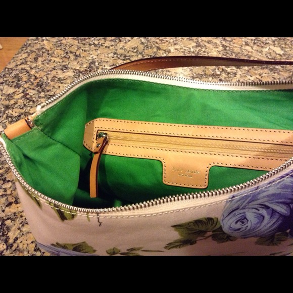 SOLD!! Kate Spade hobo, nice floral print - SOLD!! - Picture 4 of 4