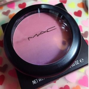 MAC Azalea Blossom Blush Duo