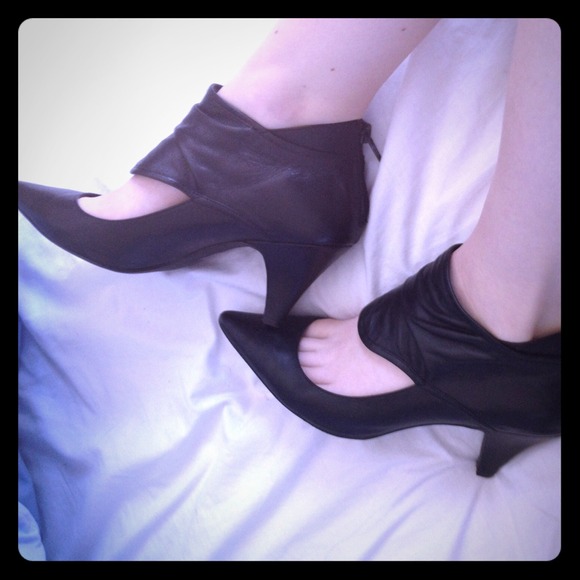 Black Ankle Heels