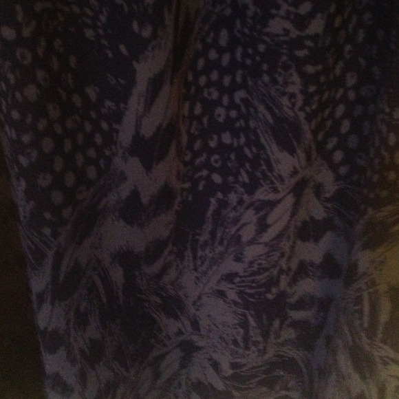 Elle Navy Peacock Print Dress - Picture 2 of 4