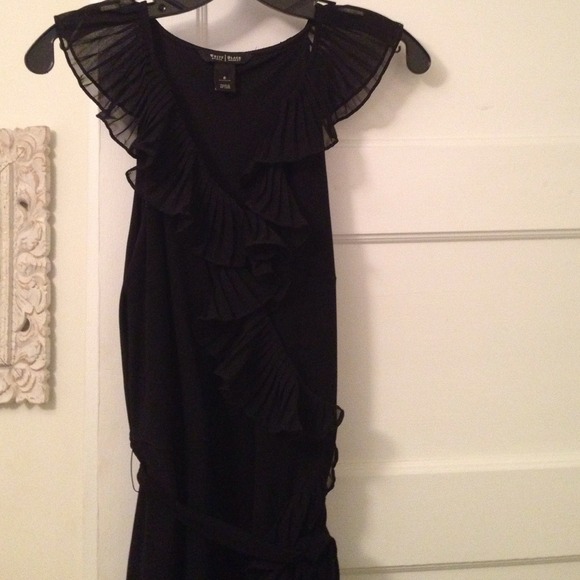 Lbd from White House black market-size 8.