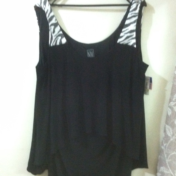 Black dress, - Picture 1 of 4