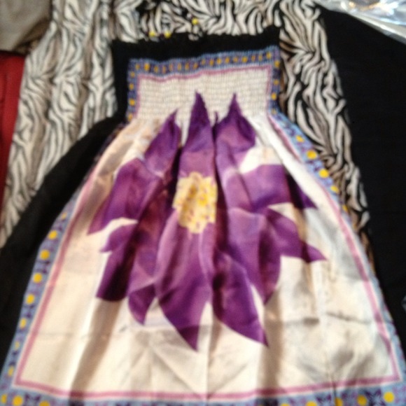 💜💛Tie around neck strapless dress