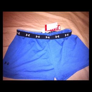 *Under Armour shorts 🔆medium🔆
