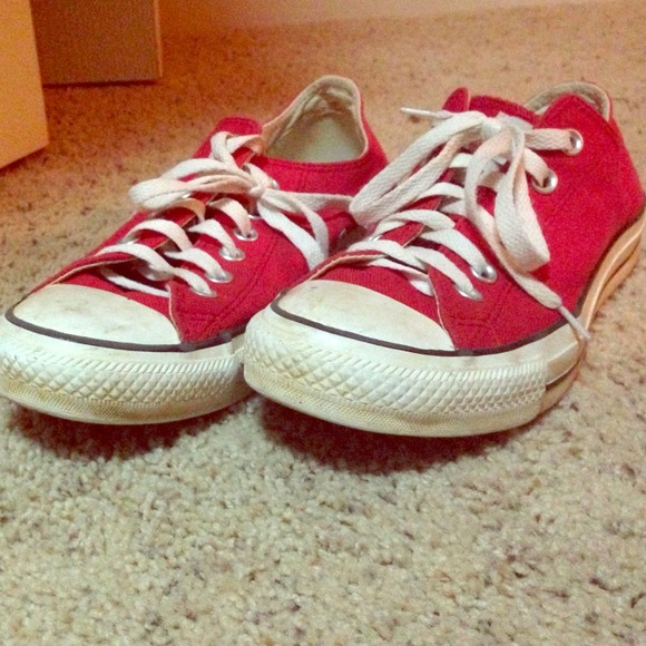 Red converse