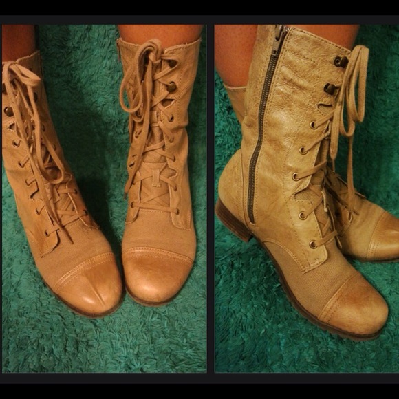 Tan leather combat boots, Size 9.