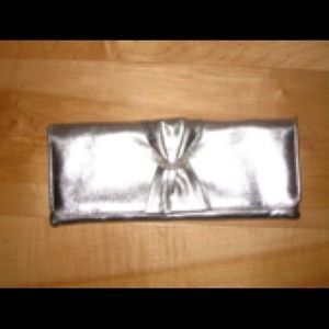 Silver clutch