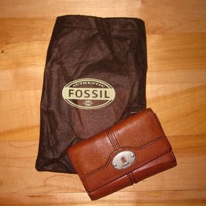 Marlow Multifunction Fossil Wallet in Chestnut