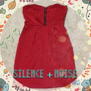 Red sweetheart cut dress