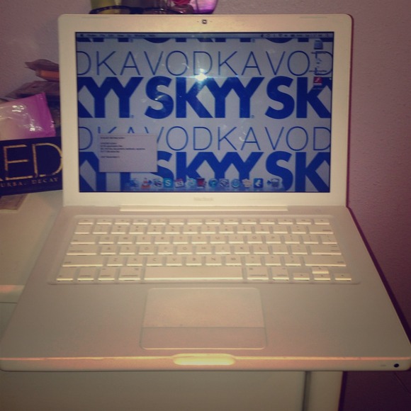 ✨MACBOOK 13"✨