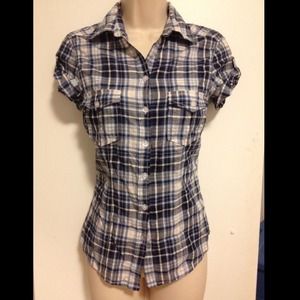HM H&M plaid button down shirt