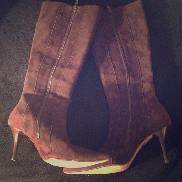 Authentic BCBG suede/leather knee high boots