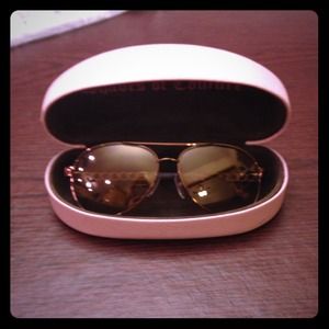 Juicy Couture rose gold aviator sunglasses