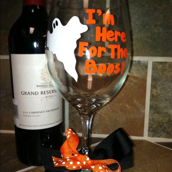 Halloween wine glass - handmade