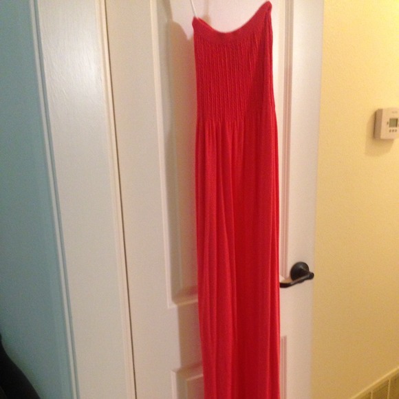 Coral tube top dress never worn
