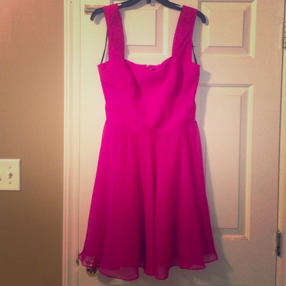 Guess Fuschia cocktail dress