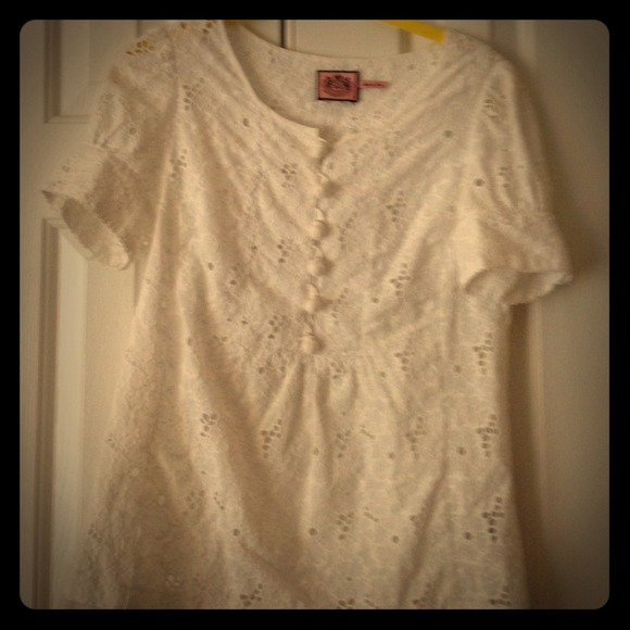 Juicy eyelet top