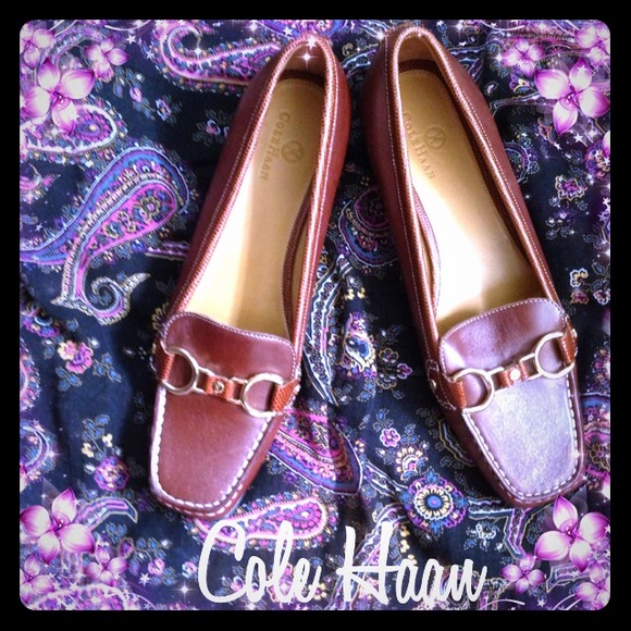⚡️Sale!⚡️Cole Haan Gold-Buckle Flats