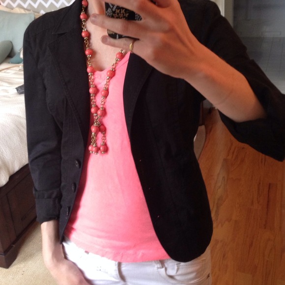 ***SOLD***--Perfect light- weight black blazer!!