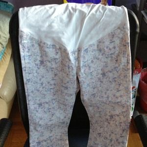 BNWT Maternity H&M Slim Jeans/pants Size 6