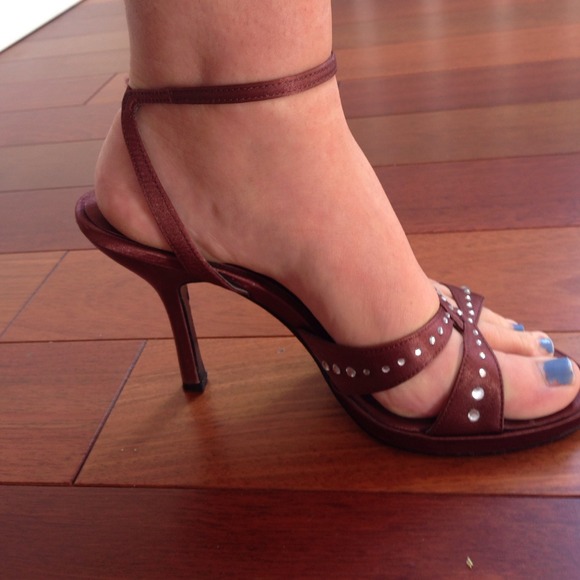 Nina Madeira heels