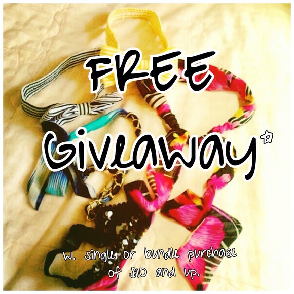 FREE Giveaway w/ purchase!!!