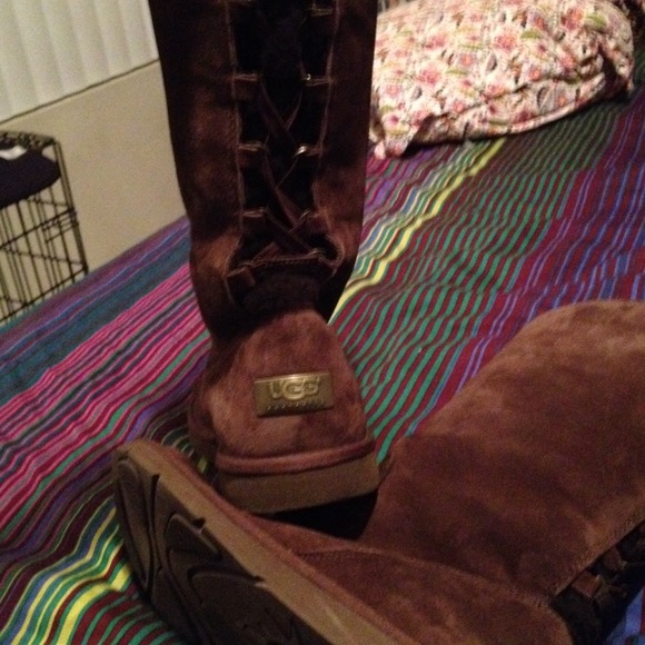 ❌Sold❌UGGS - Picture 3 of 4