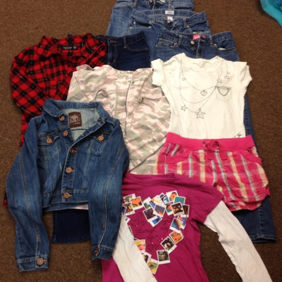 ✨HELD✨ Bundle For @katiesmomma48