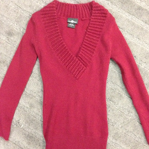 Dark red long sweater