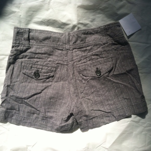 Grey and metallic pinstripe shorts - Picture 2 of 2
