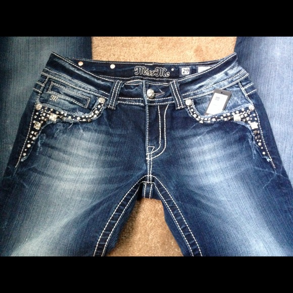 Miss Me Jeans❗️❗️SOLD❗️❗️❗️ - Picture 2 of 4