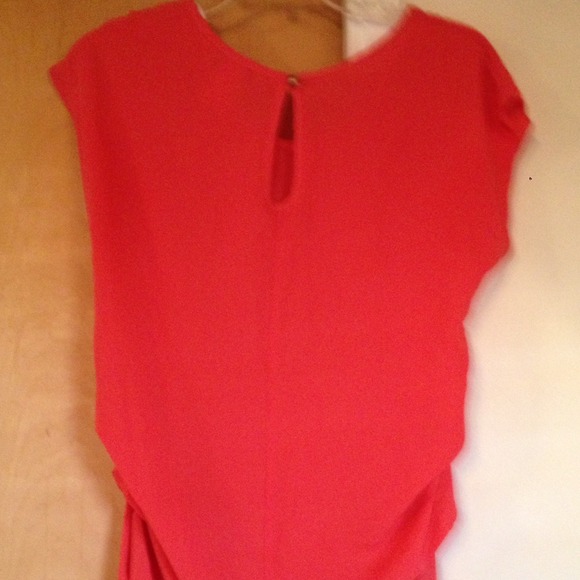 💋Red Top❤ - Picture 3 of 3