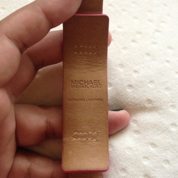 SOLD - Picture 3 of 4